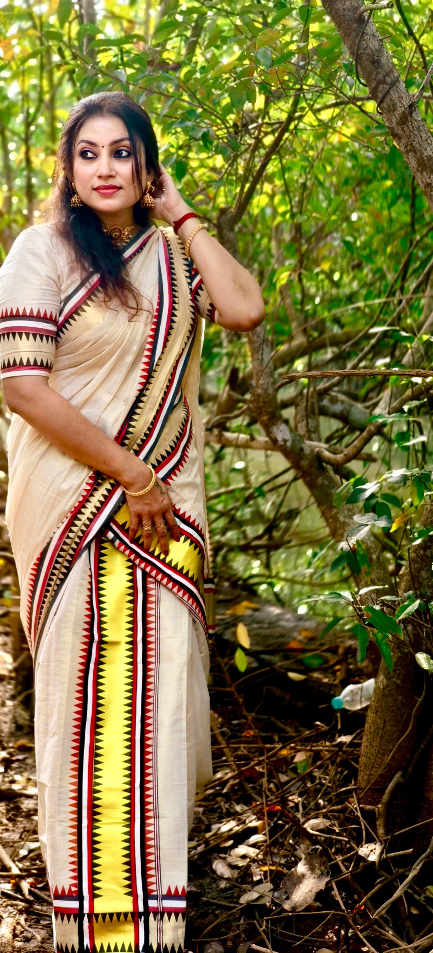 Tissue Multicolour Set Mundu with Blouse