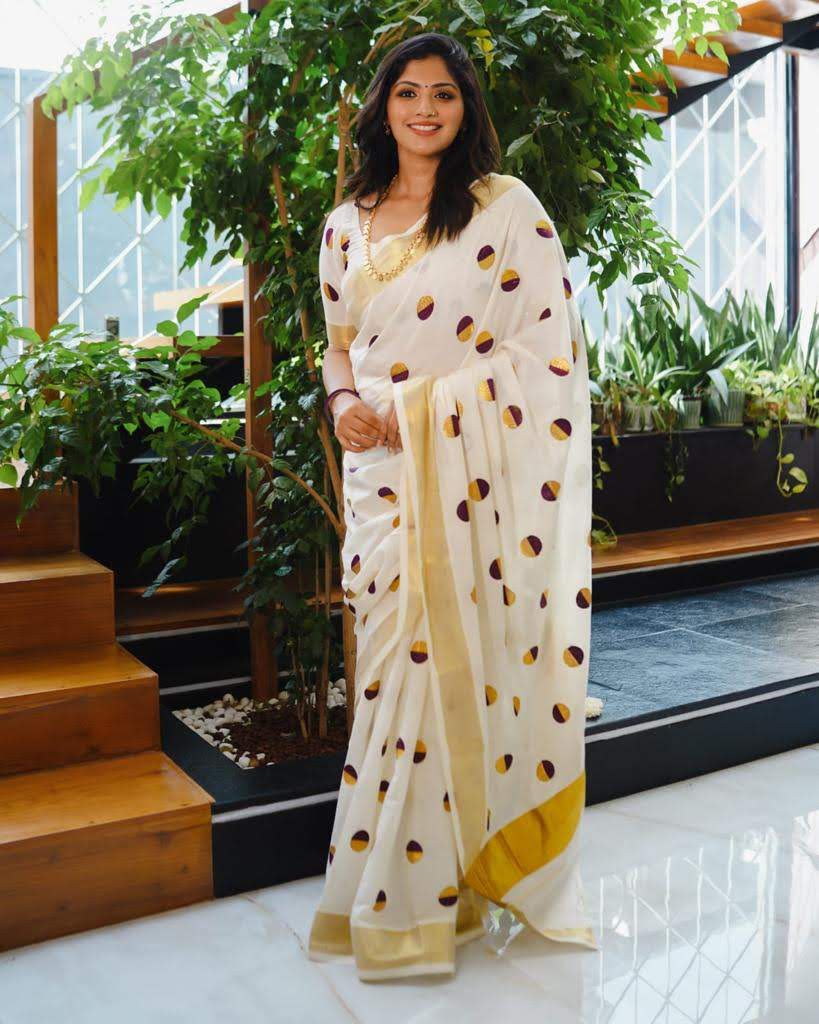 Cotton Polka dots saree