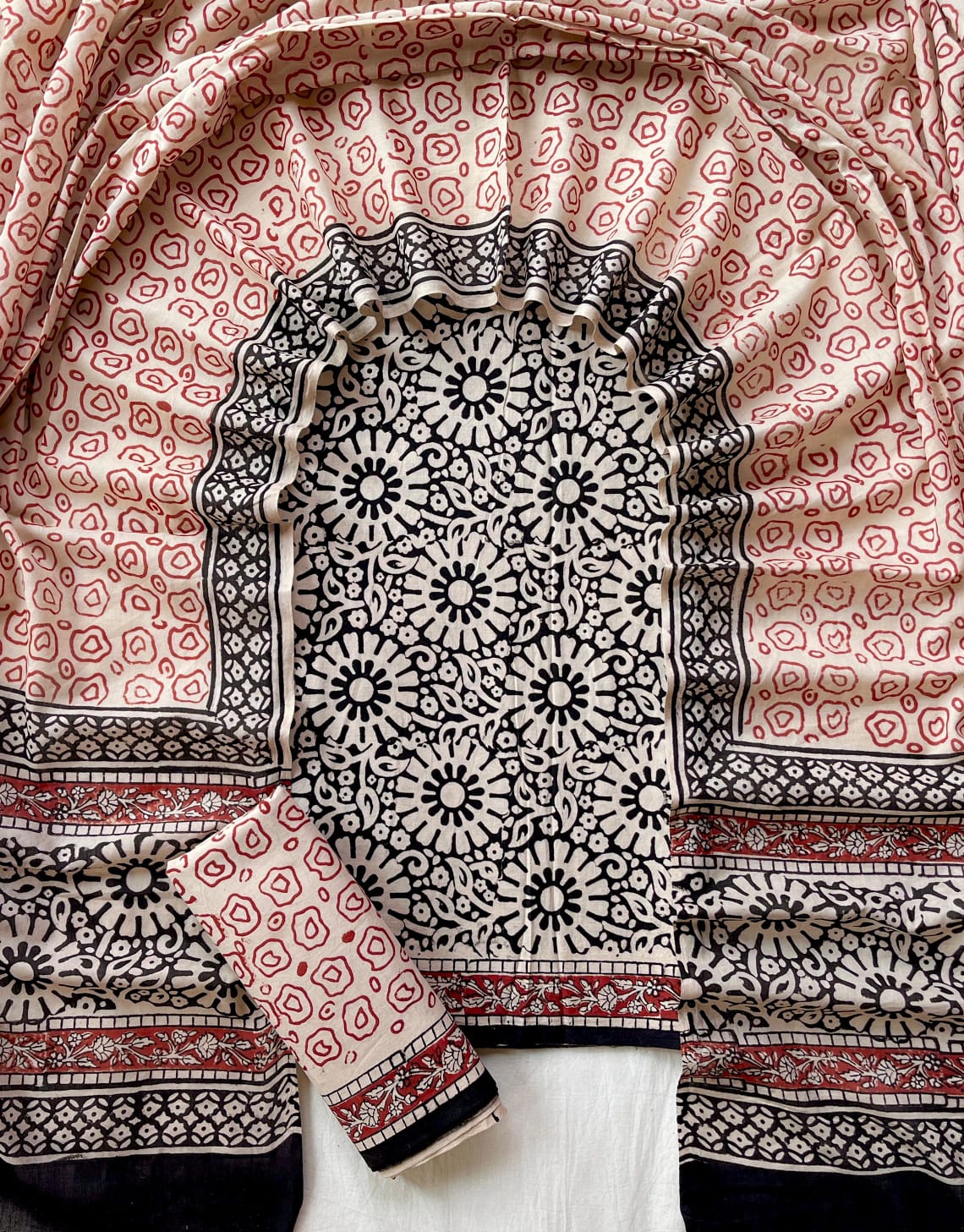 Hand Block Printed Cotton Suit Set (3-Piece)
