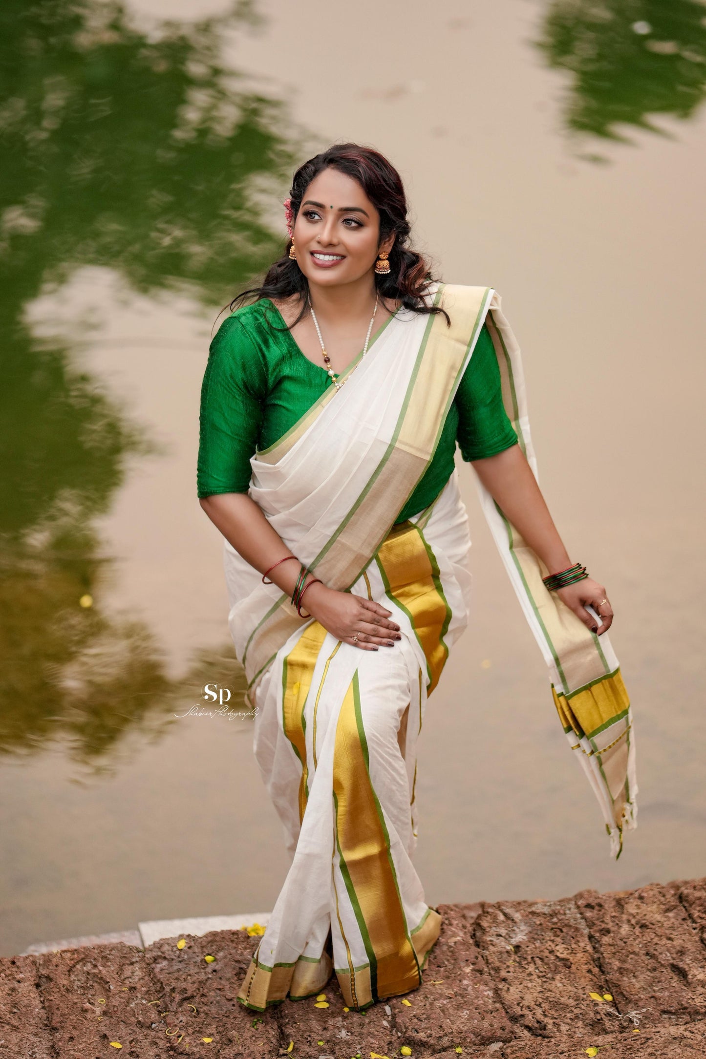 Mampoo Olive Green Cotton Set Mundu