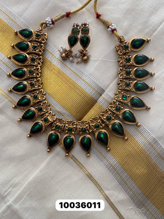 Aarcha necklace