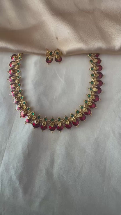 Vedhanandha Necklace – Matte Gold Finish